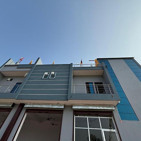 Hotel Raghunath Palace Khatu Экстерьер фото